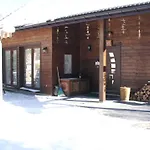 Du Champs Des Semeaux Chalet