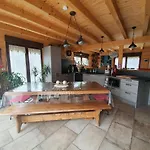 Du Champs Des Semeaux Chalet