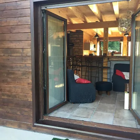 Du Champs Des Semeaux Σαλέ