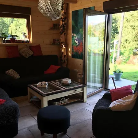 Du Champs Des Semeaux Horská chata *