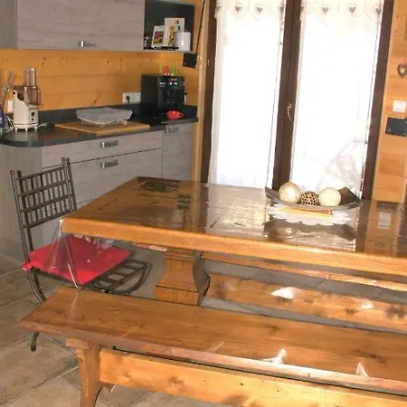 Du Champs Des Semeaux