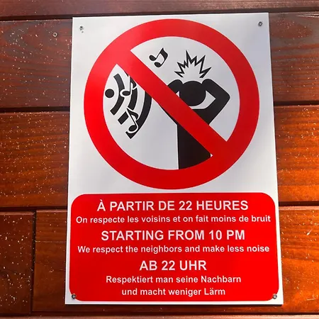 Du Champs Des Semeaux