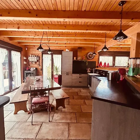 Du Champs Des Semeaux בקתה Wisches